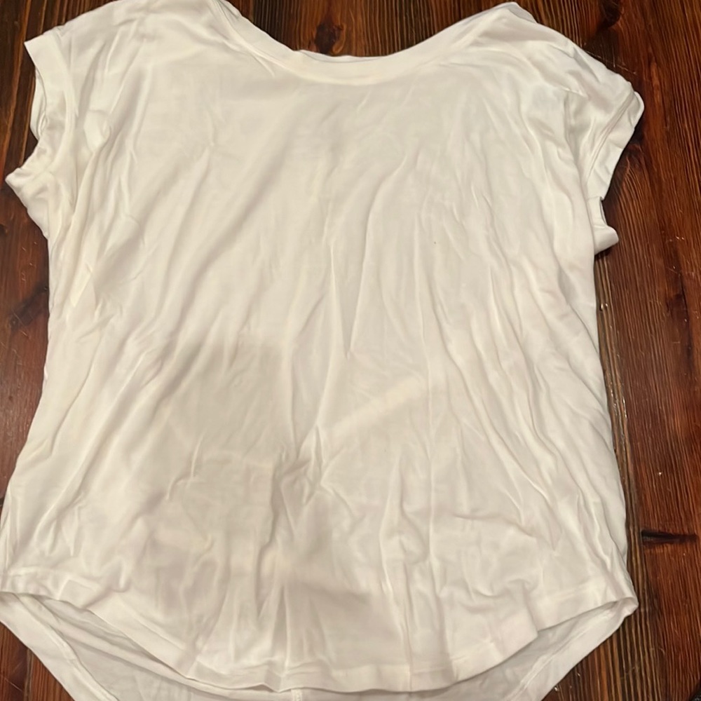ATHLETA WHITE TEE SHIRT